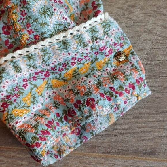 Anthro Maeve Floral Cottagecore shirt blouse - Picture 3 of 7
